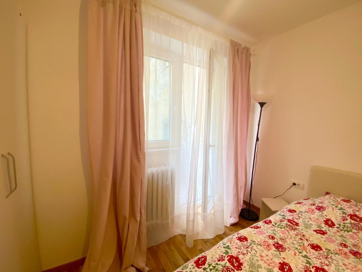 Uptown Girl Apartment เบลเกรด ภายนอก รูปภาพ